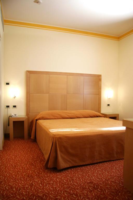 Hotel Roma Cividale del Friuli Rom bilde