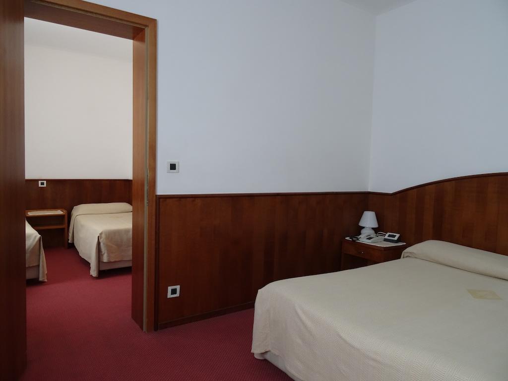 Hotel Roma Cividale del Friuli Rom bilde